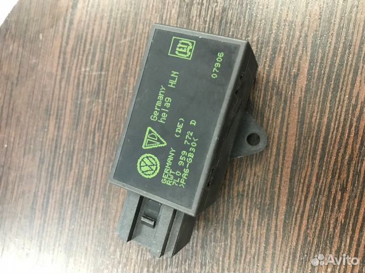 Блок подогрева Volkswagen Touareg 1 4.2 2006