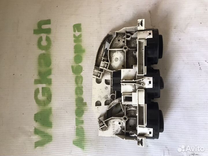 Переключатель отопителя Volkswagen Jetta Golf Bora