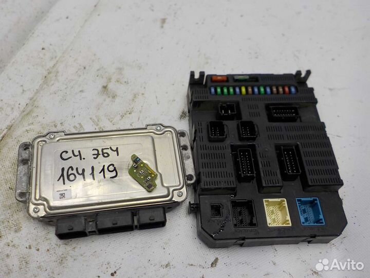 Блок управления двс Citroen C4