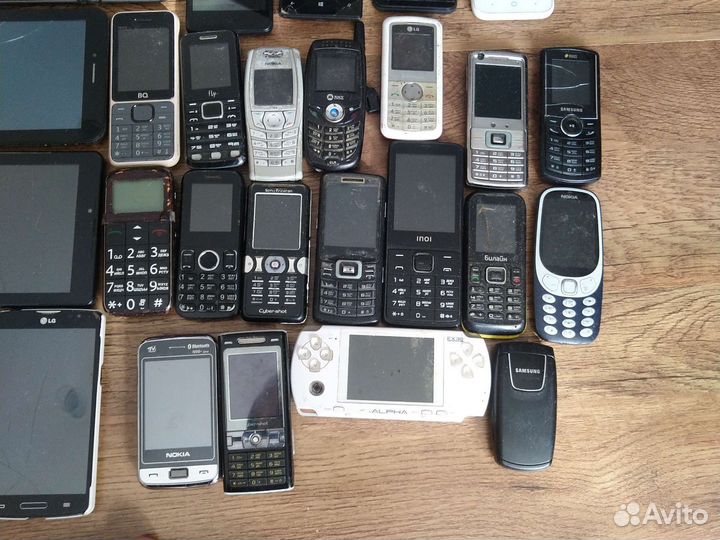 Телефоны под восстановление/на запчасти/аффинаж