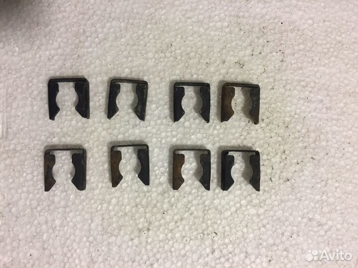 Фиксатор форсунки впрыска топлива BMW