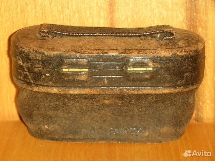 Футляр от старинного театрального бинокля. 19 век