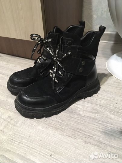Ботинки детские на девочку