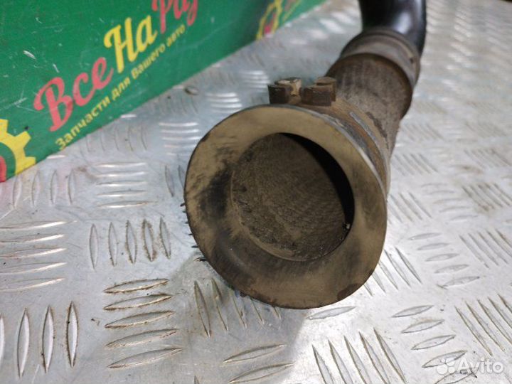 Патрубок воздушного фильтра Chevrolet Lanos седан