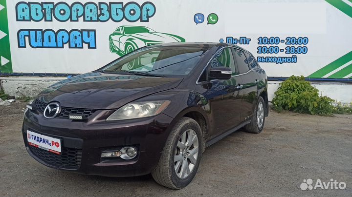 Кулак поворотный передний правый Mazda CX-7. Дефек