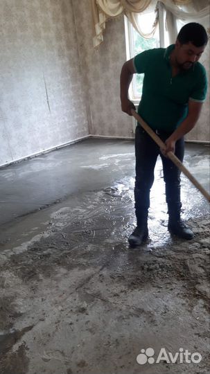 Бригада строителей