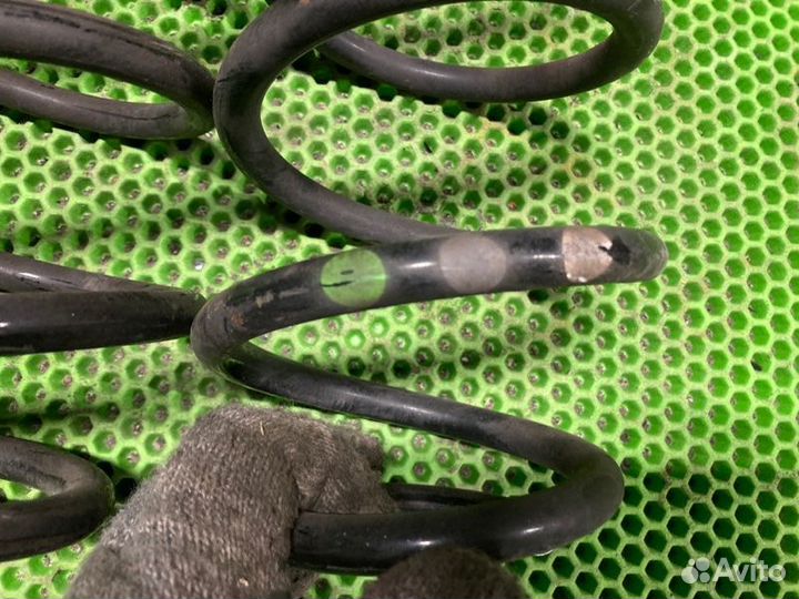 Пружина подвески задняя Audi A4 B8 2.0 cdnf 2011