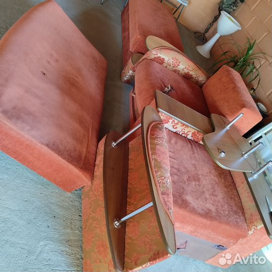 Угловой диван бу