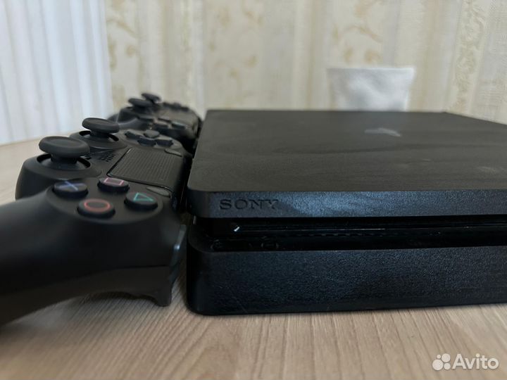 Sony PS4 slim 1tb