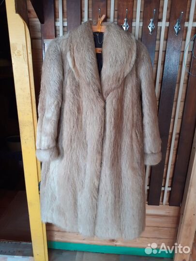 Шуба из меха нутрии