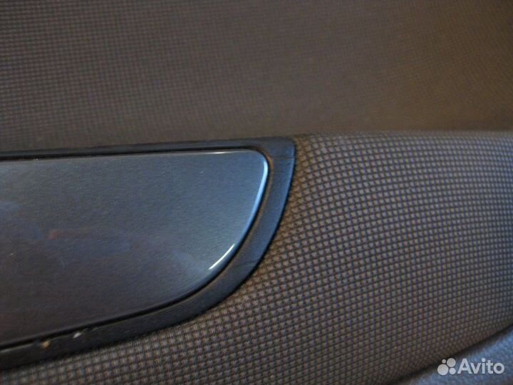 Накладки (обшивки) дверей задние правые Ford Kuga