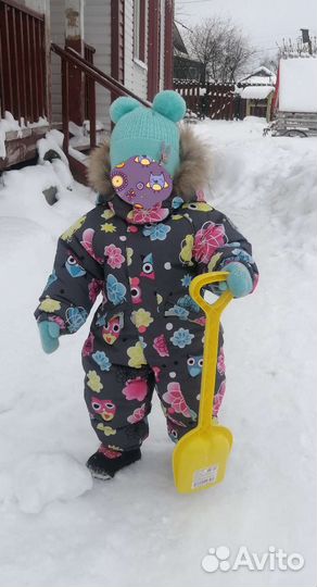 Зимний комбинезон для девочки