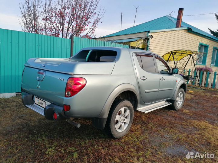 Mitsubishi L200 2.5 AT, 2007, 245 000 км