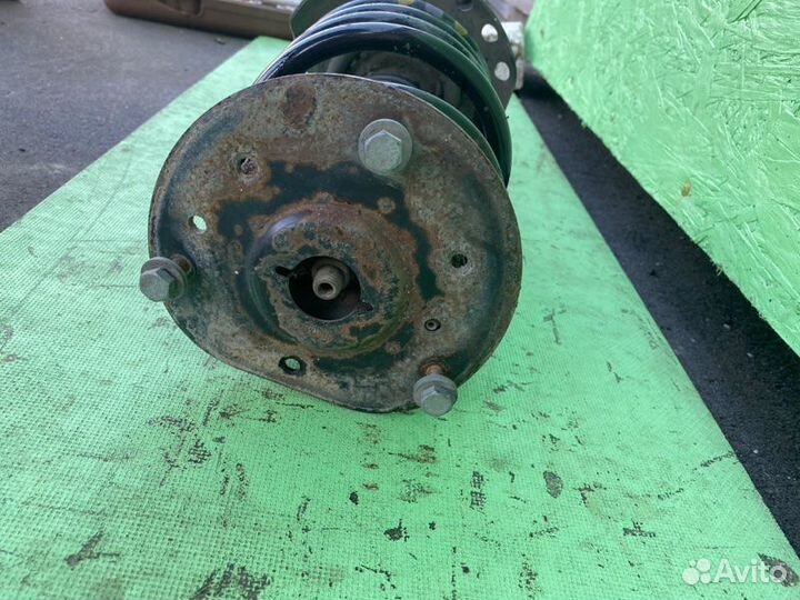 Стойка подвески передняя левая Volvo S80 3.2 2008