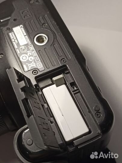 Фотоаппарат Canon eos 550d