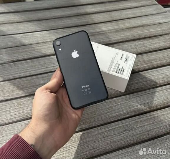 iPhone Xr, 64 ГБ