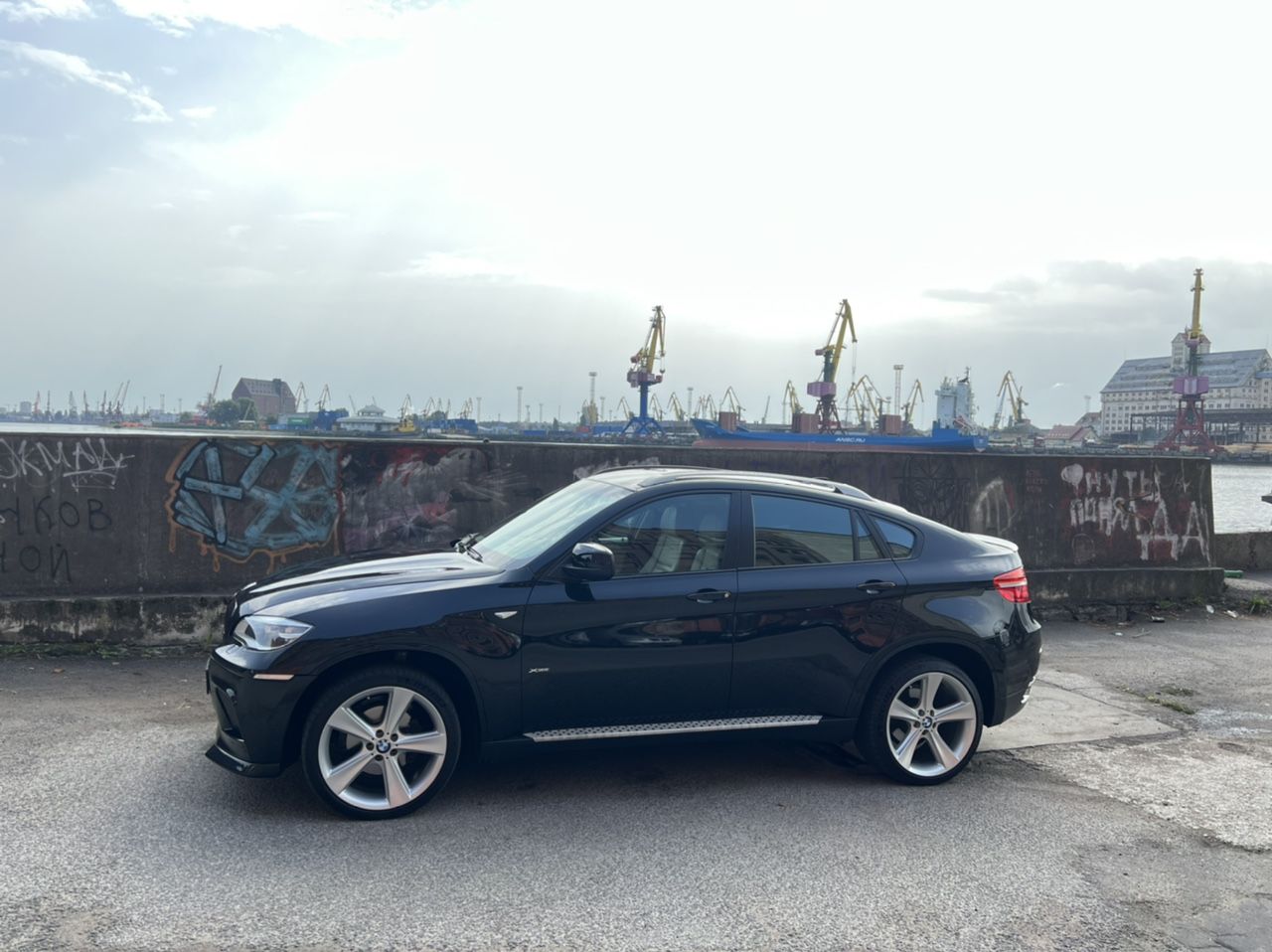 BMW X6: фото владельца