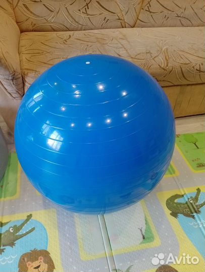 Мяч фитбол