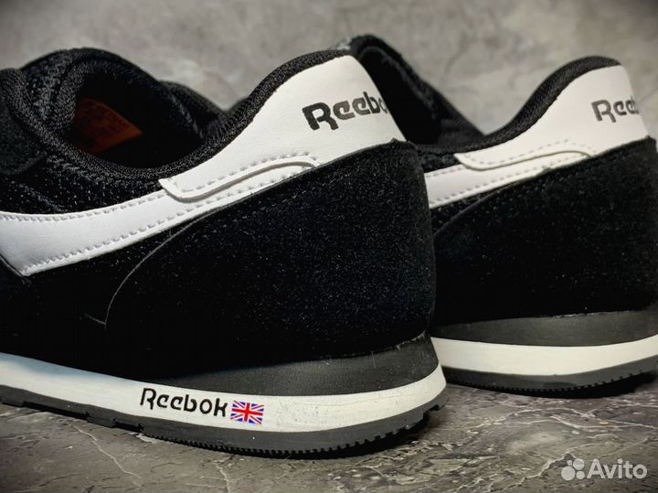 Кроссовки Reebok Classic замш