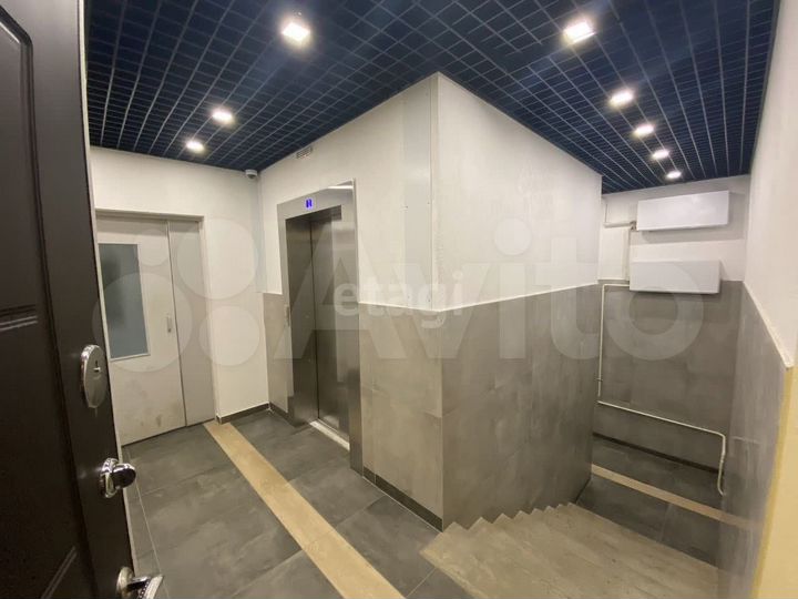 3-к. квартира, 77 м², 1/9 эт.