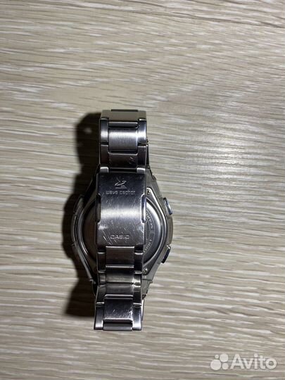 Часы Casio WVA-M650D-1A