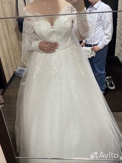 Свадебное платье