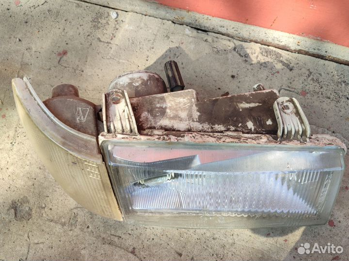 Фара на ваз 2110 передняя