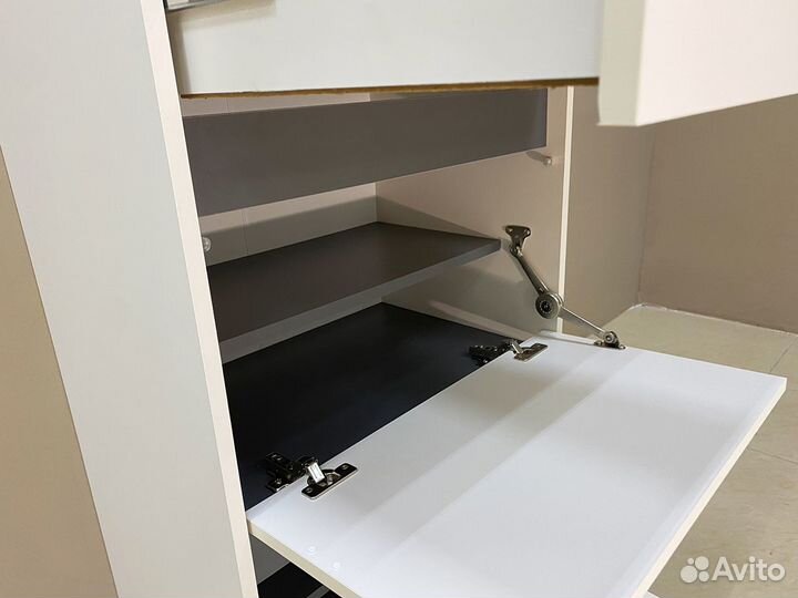 Тумба в прихожую