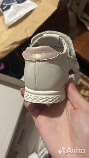 Сандалии для девочки