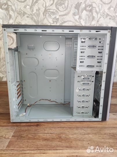 Корпус для компьютера. ATX Full-tower