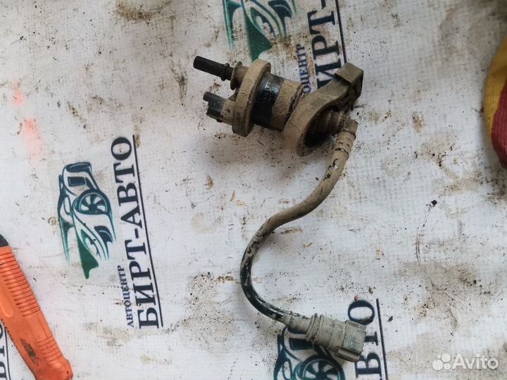 Клапан продувки Абсорбера Renault Logan II (2012—2