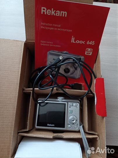 Компактный фотоаппарат