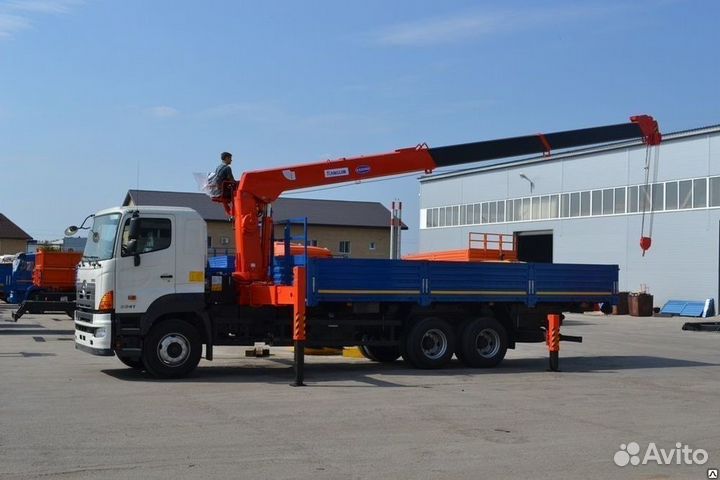 Кран-манипулятор Hino 700