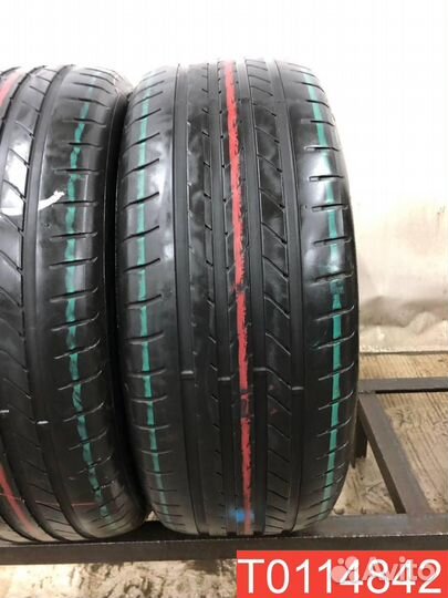 Goodyear EfficientGrip 235/45 R19 95V