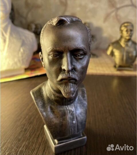 Бюст Дзержинского