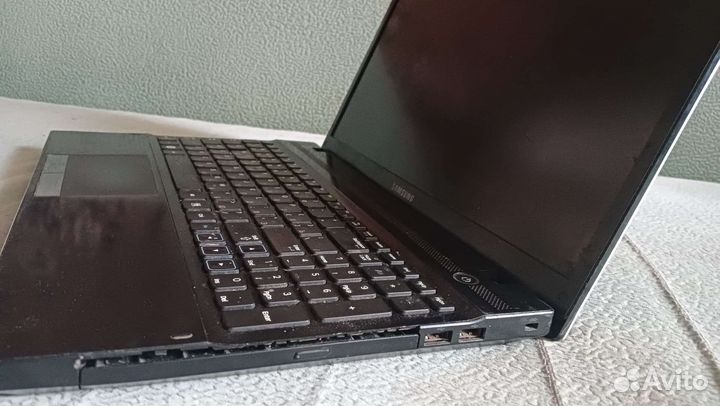 Ноутбук Samsung на запчасти