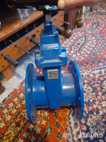 Задвижка для труб