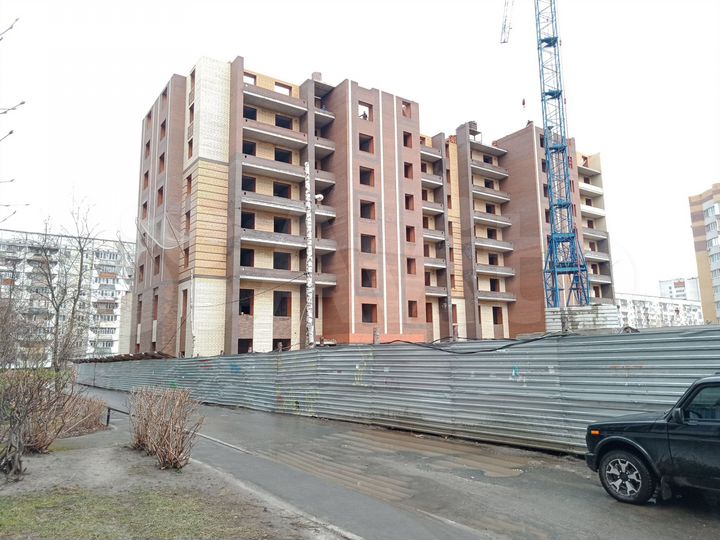 3-к. квартира, 90 м², 8/15 эт.