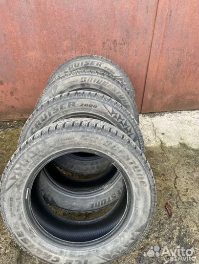 Bridgestone Ice Cruiser 7000 195/60 R15