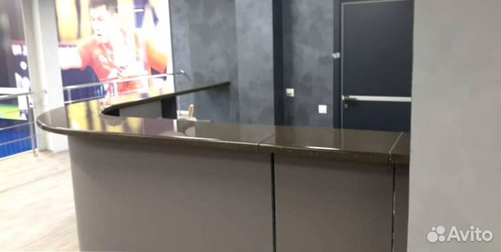 Барные стойки. Ресепшен из искуственного камня