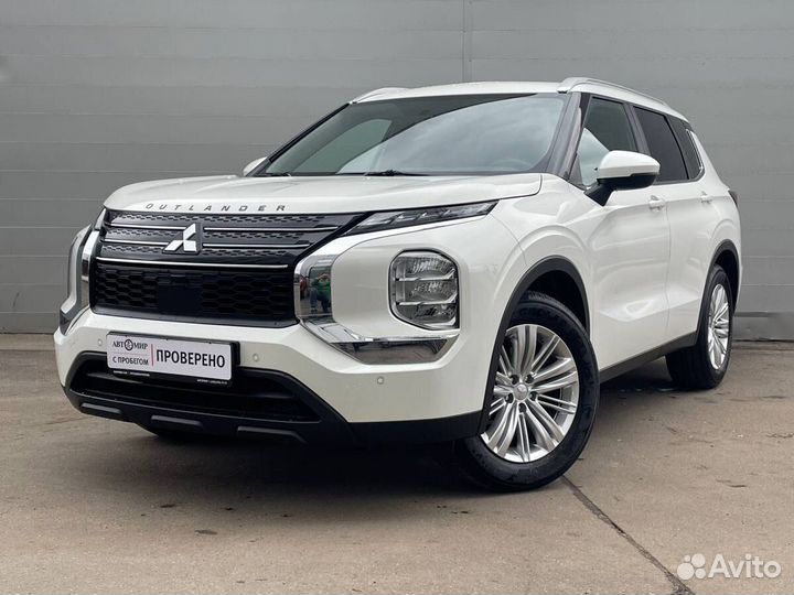 Mitsubishi Outlander 2.5 CVT, 2022