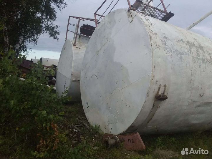 Цистерны емкости бочки под топливо, газоконденсат