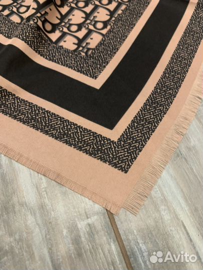 Шелковый платок шаль Dior розовый новый