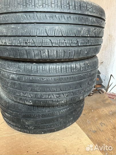 Pirelli Carrier All Season 235/55 R17 19B