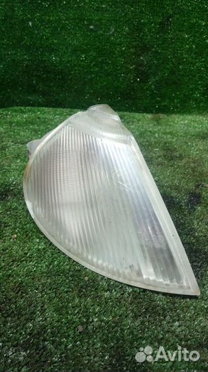 Указатель поворота правый Renault Laguna