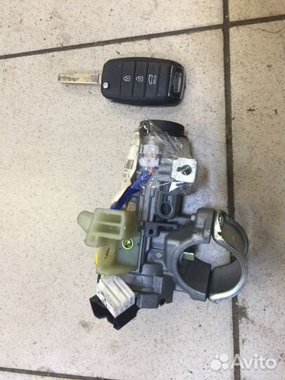 Замок зажигания Kia Rio 4