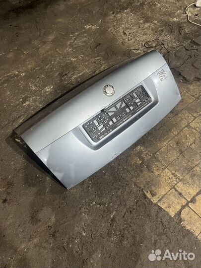 Крышка багажника Skoda fabia I седан