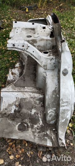 Крыло sprinter toyota 91ае