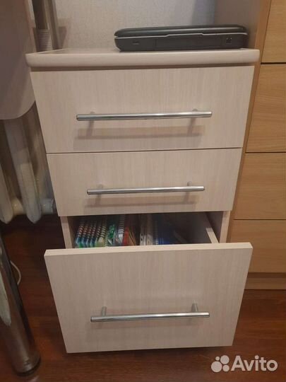 Письменный стол