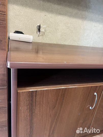 Стеллаж для телевизора